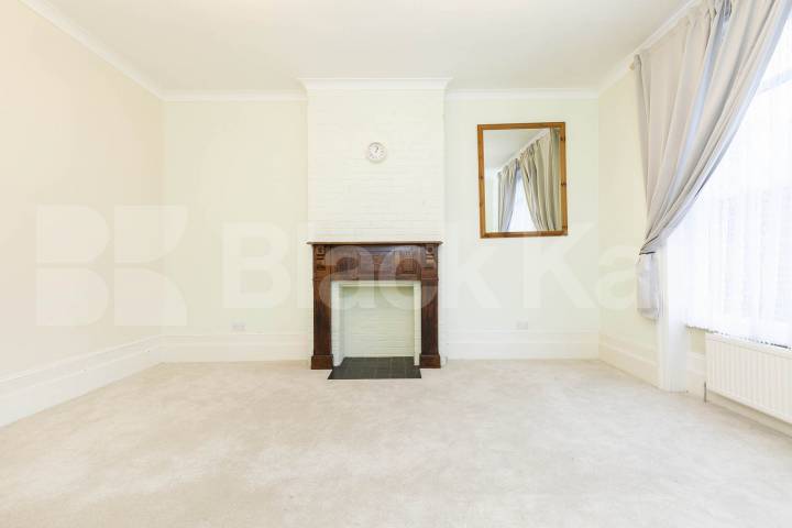 			2 Bedroom, 1 bath, 1 reception Flat			 Priory Road, Crouch End